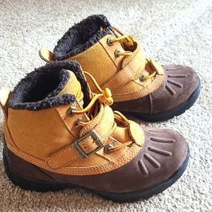 Kids Timberland lined boots